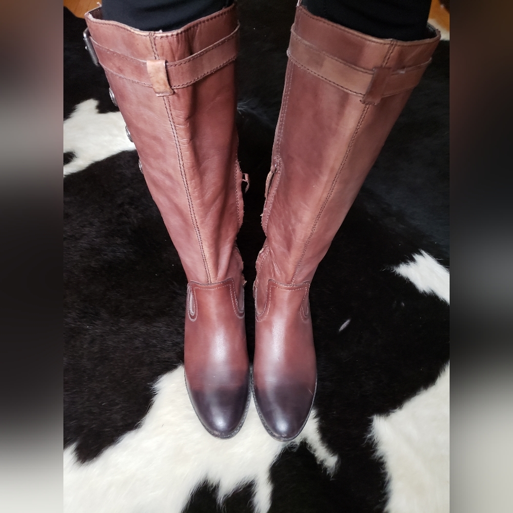 Leather boots